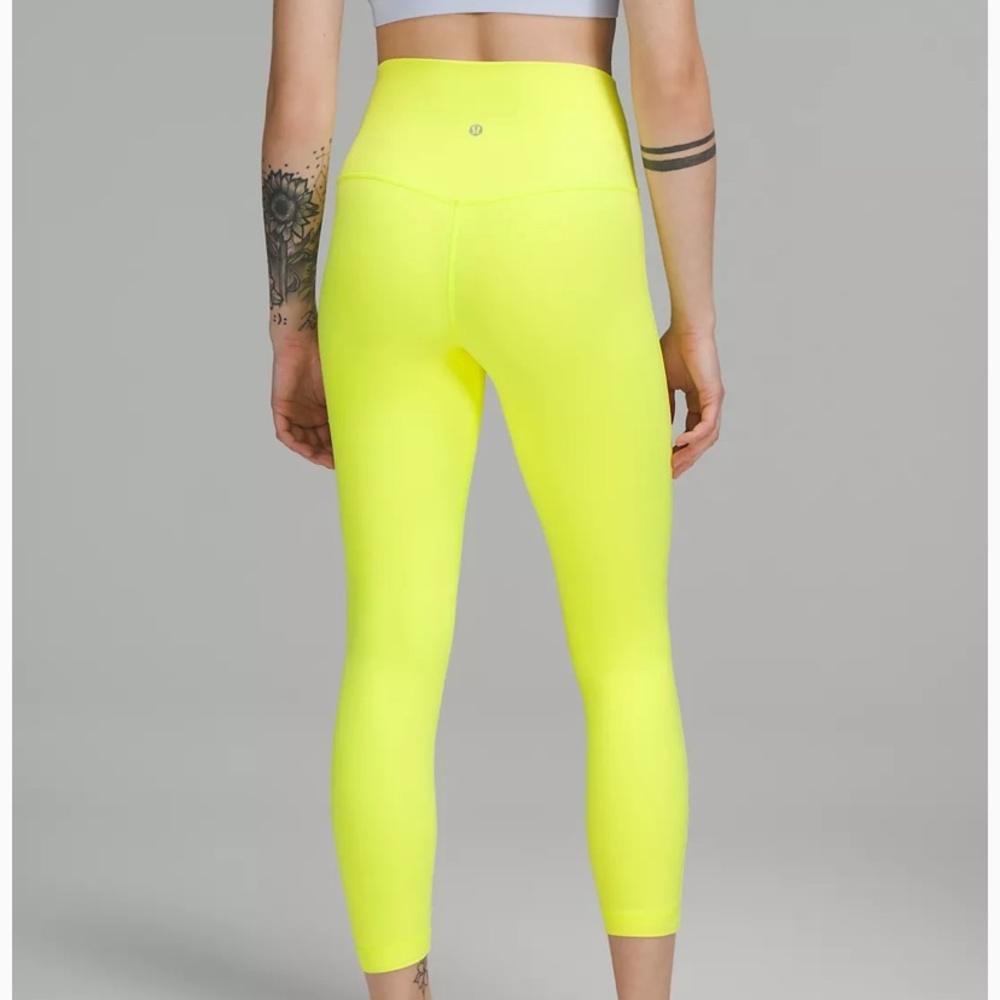 Lululemon Align Legging Electric Lemon size 6 never worn just wrinkled